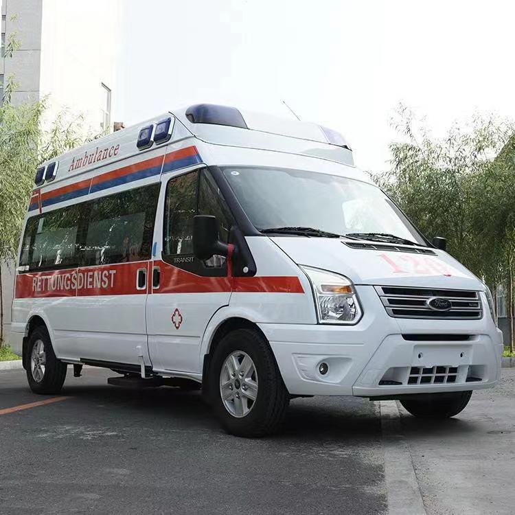 万载行动不便者长途救护车租赁：安全转运的核心注意事项​
